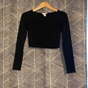 F21 Crop Black Long Sleeve